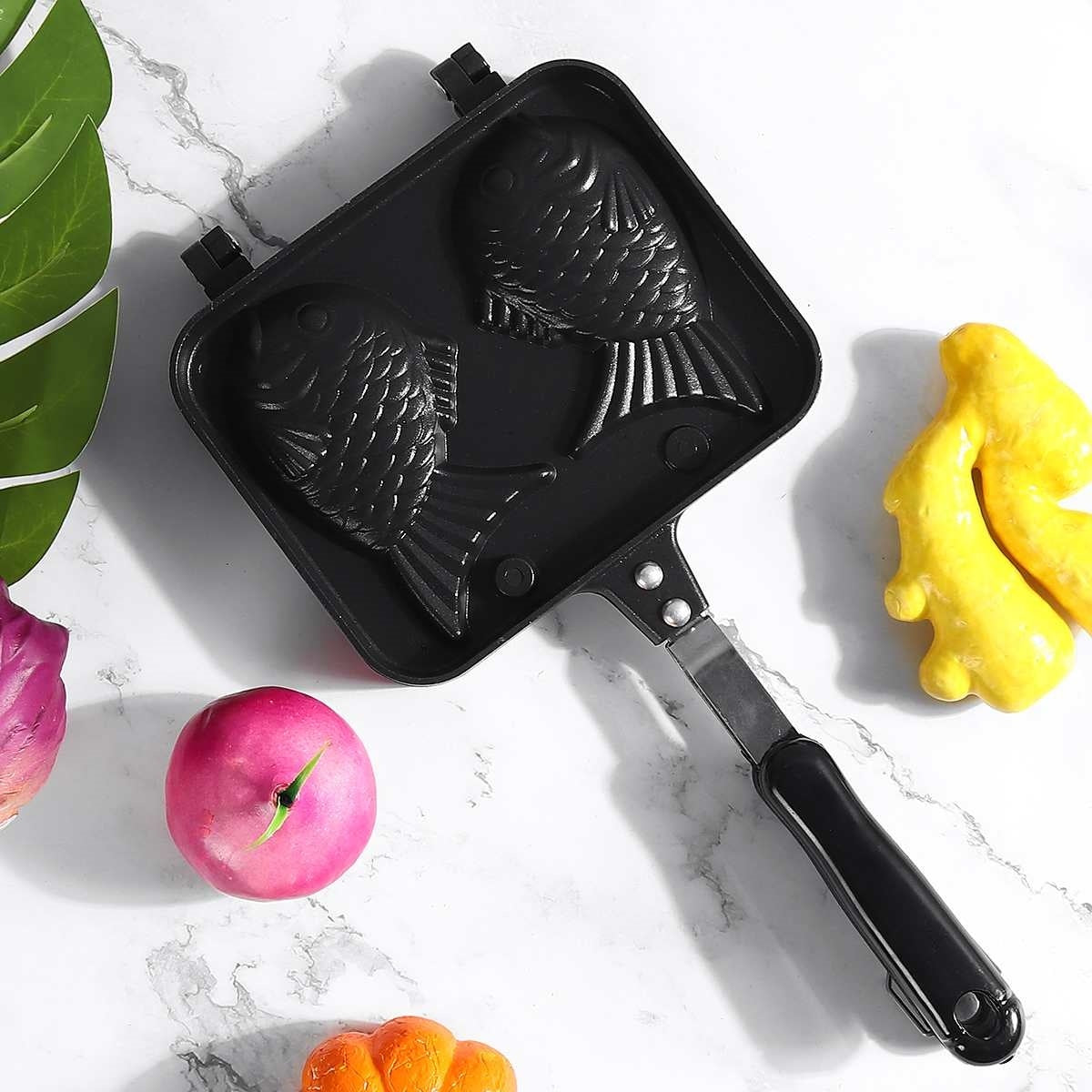 Non-stick taiyaki mold household waffle maker biscuit cake baking pan double fish baking double-sided pan